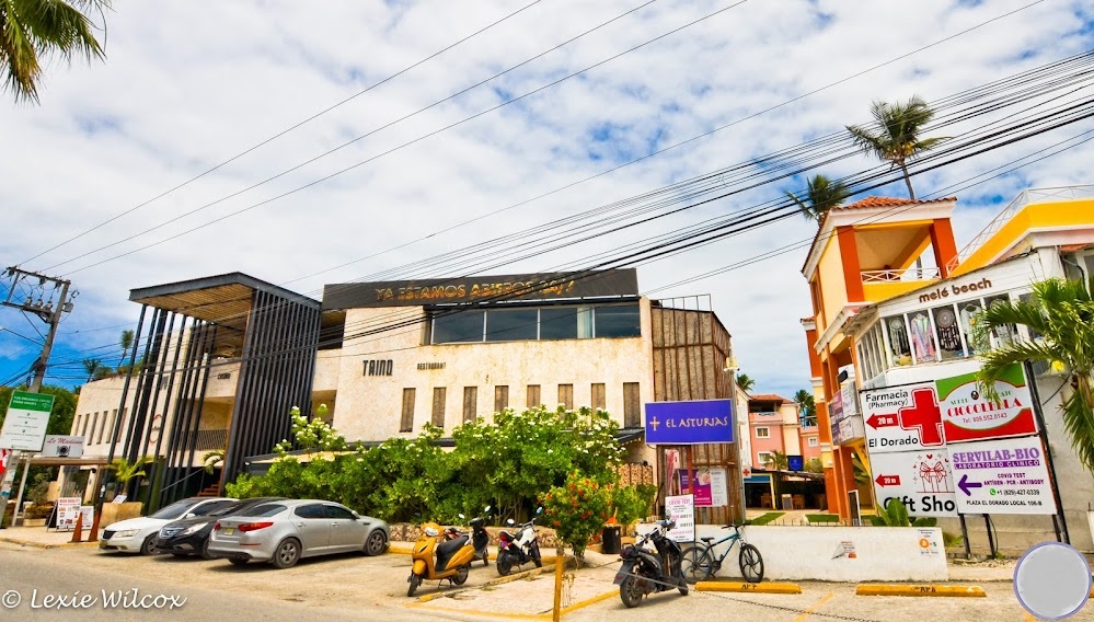 LUXURY 2 BEDROOM PENTHOUSE IN BEACHTOWN AREA